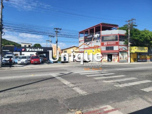 Sala para Venda em Cabo Frio - 2