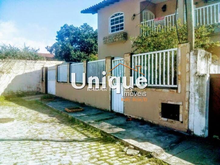 Casa à venda com 5 quartos, 260m² - Foto 1