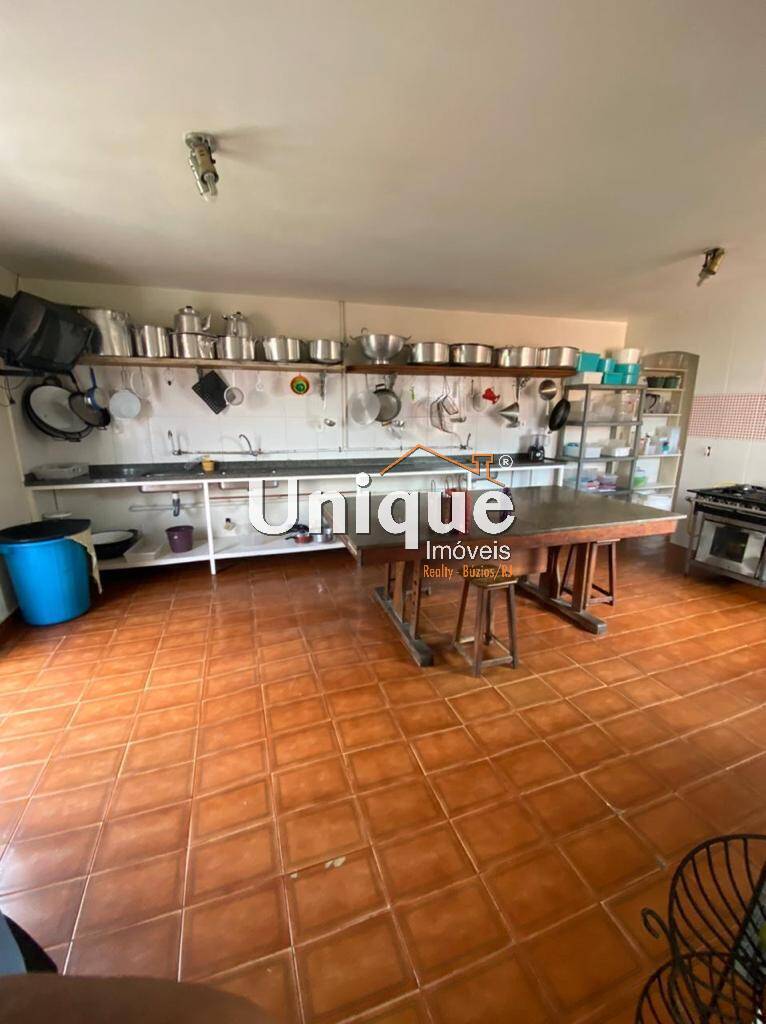 Casa à venda com 4 quartos, 300m² - Foto 11