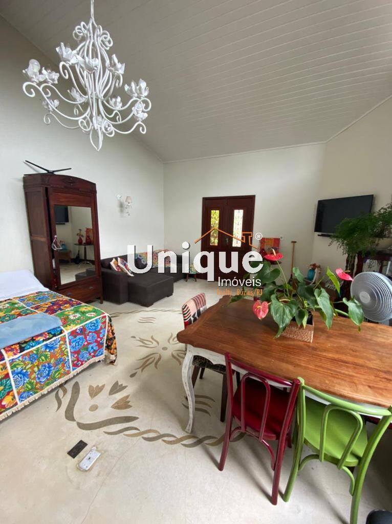 Casa à venda com 4 quartos, 300m² - Foto 26