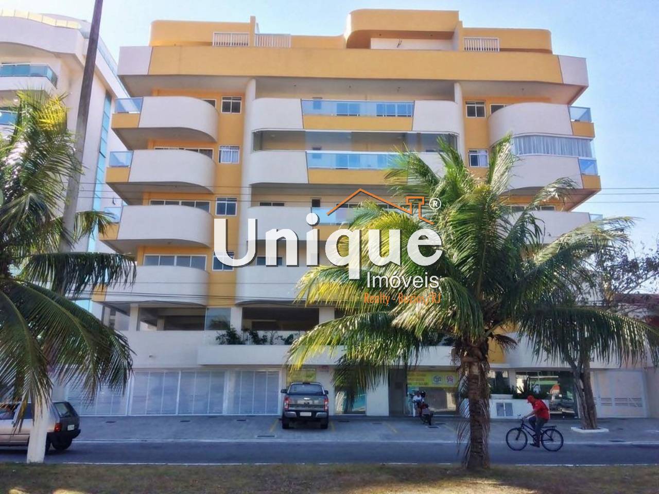 Apartamento à venda com 2 quartos, 80m² - Foto 2