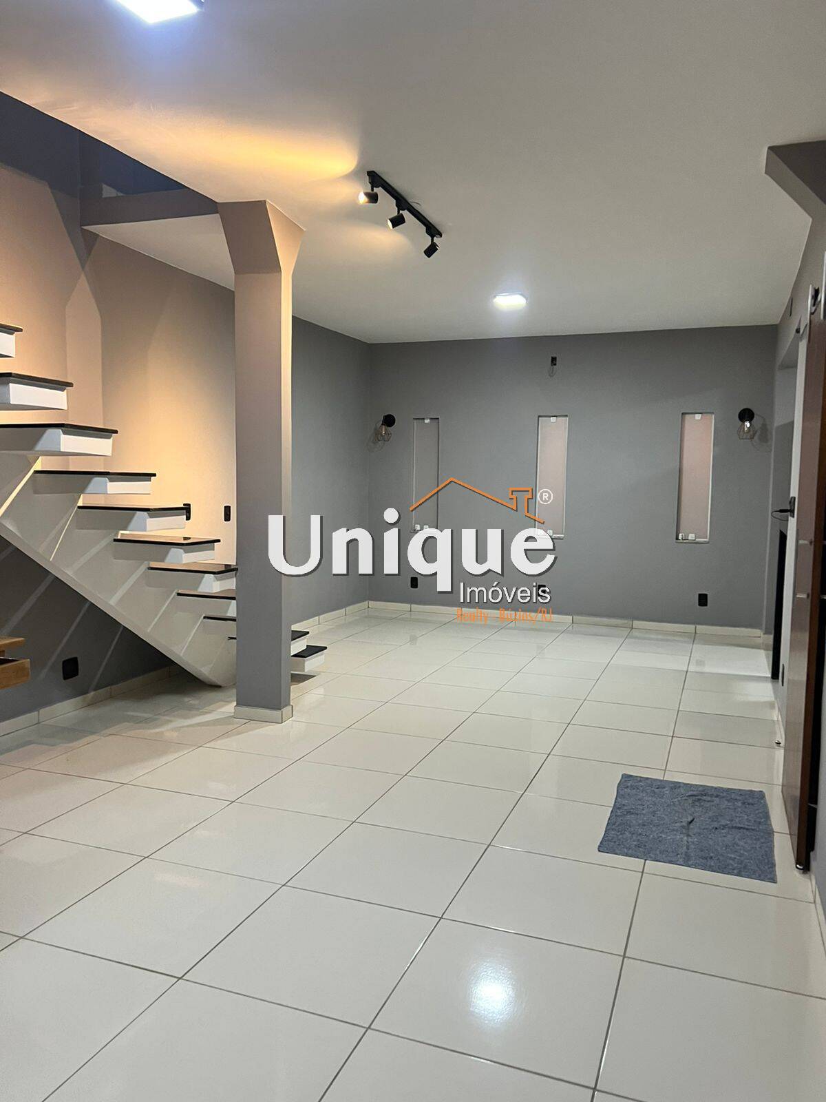 Casa à venda com 4 quartos, 220m² - Foto 6