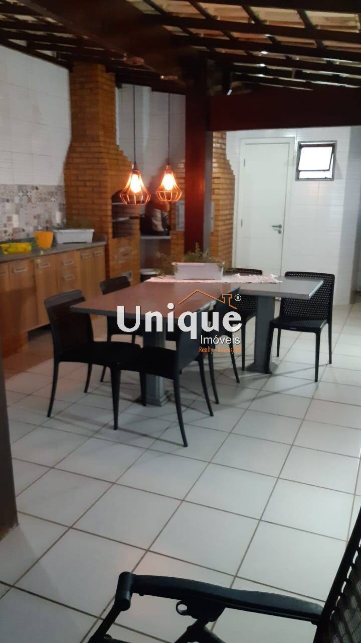 Apartamento à venda com 5 quartos, 250m² - Foto 6