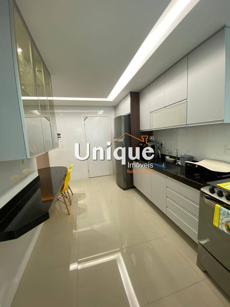 Apartamento à venda com 3 quartos, 188m² - Foto 9