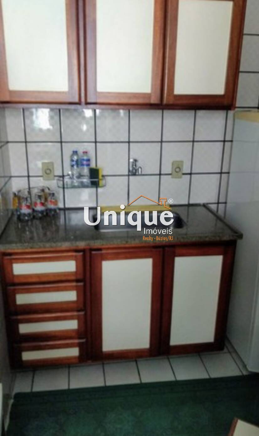 Apartamento à venda com 2 quartos, 70m² - Foto 11