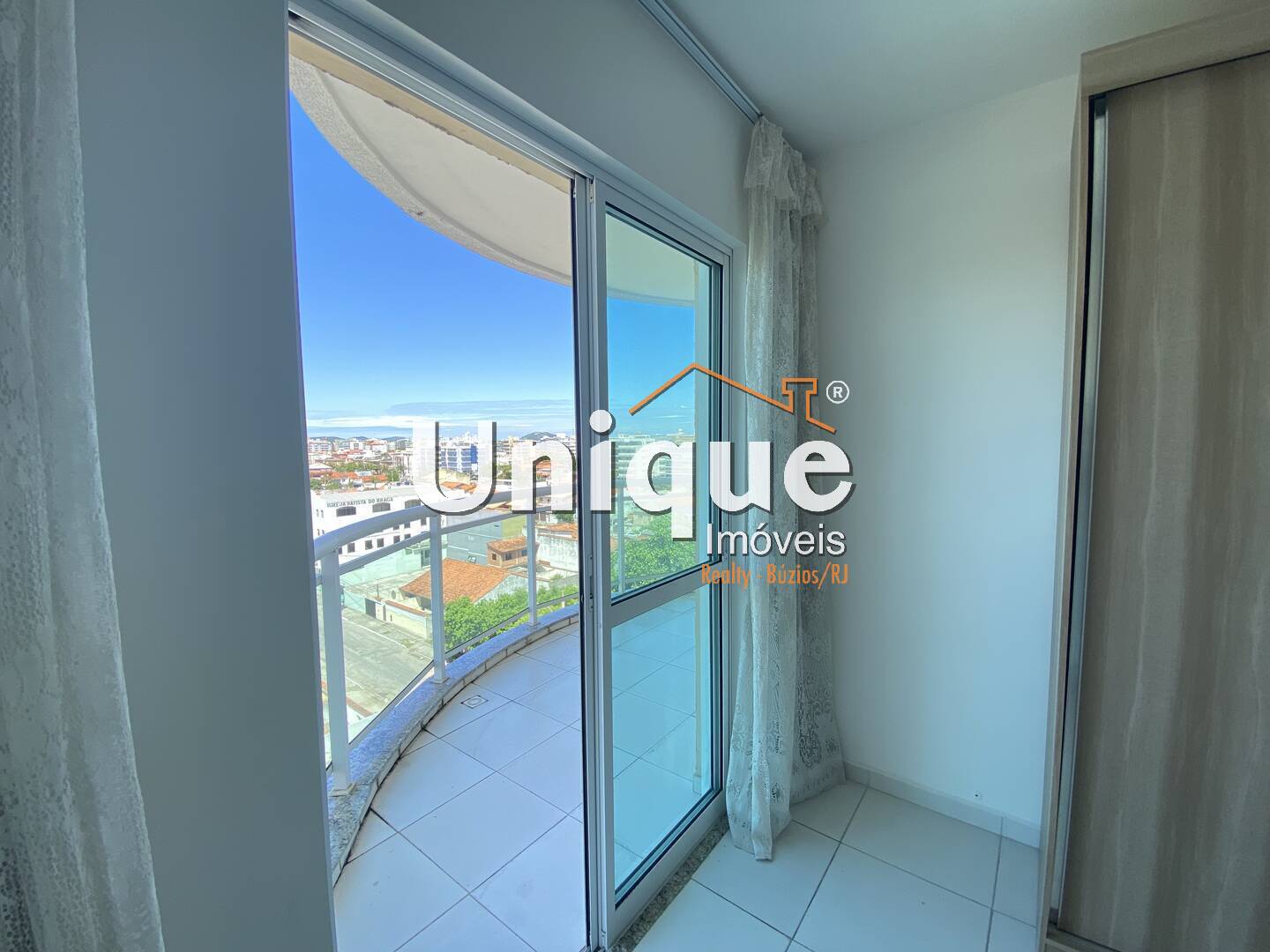 Apartamento à venda com 3 quartos, 135m² - Foto 9