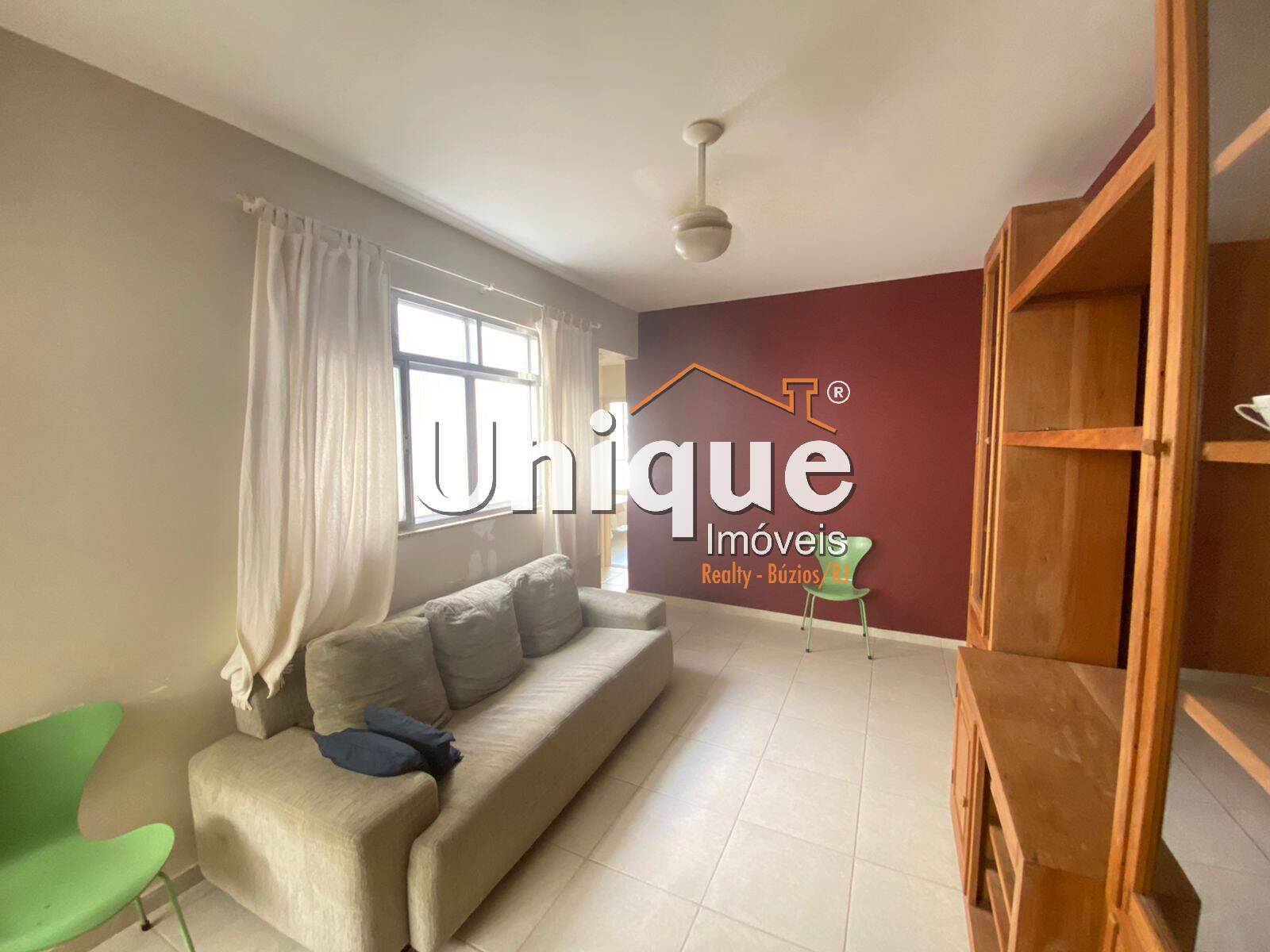 Apartamento à venda com 2 quartos, 70m² - Foto 2