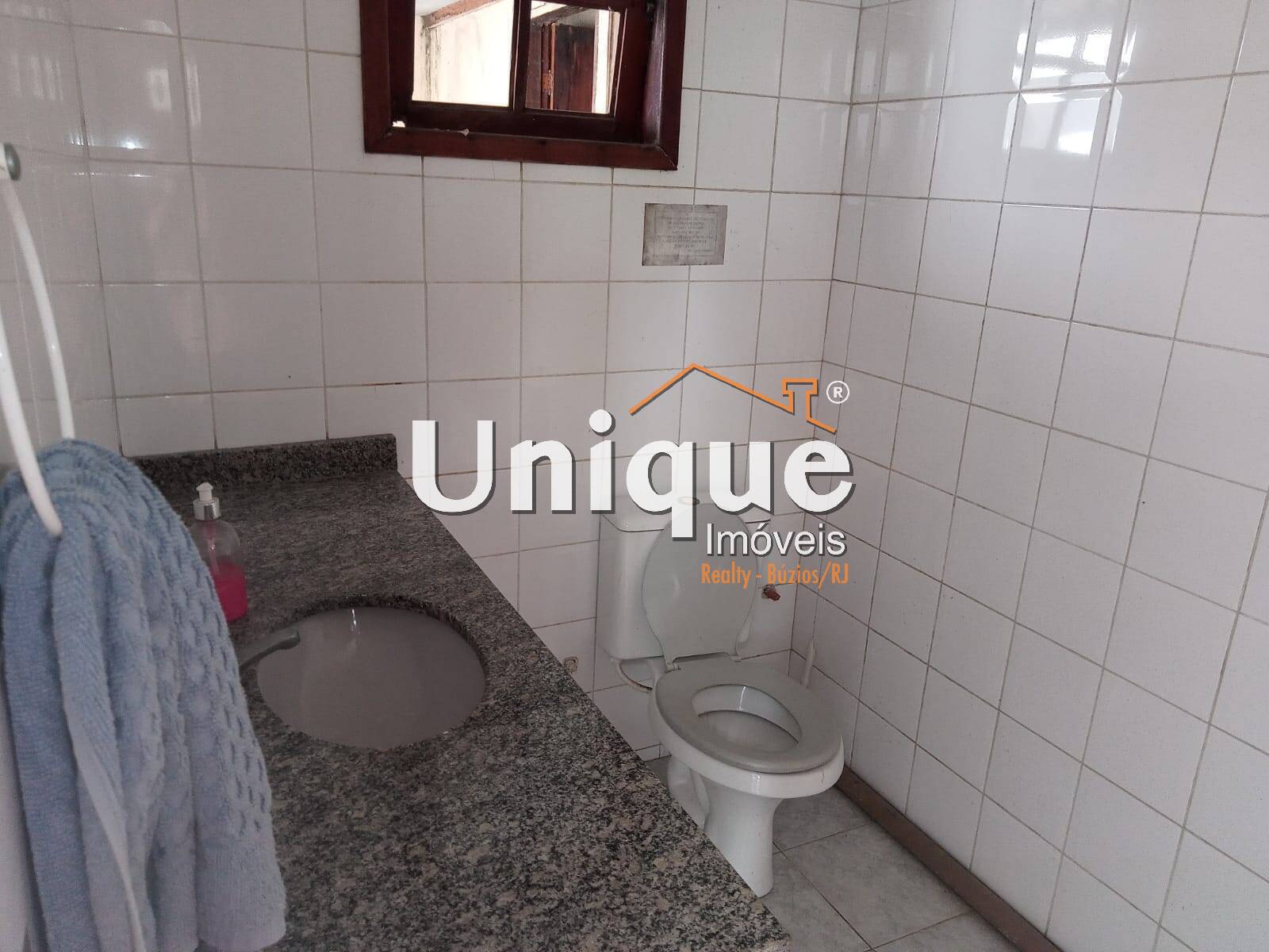 Casa à venda com 2 quartos, 70m² - Foto 4