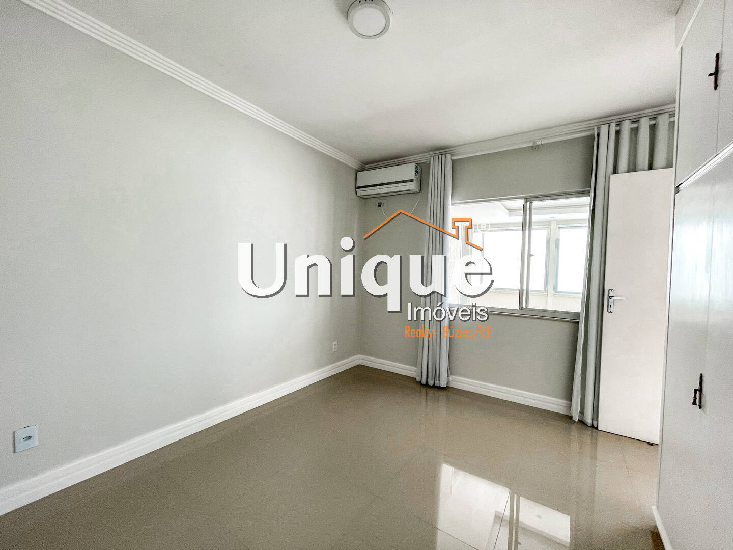 Apartamento à venda com 3 quartos, 208m² - Foto 23