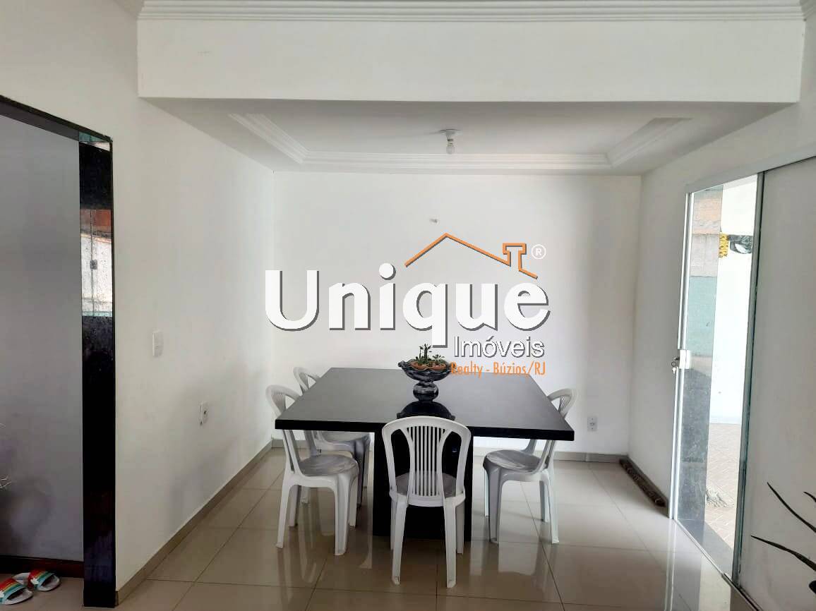 Casa à venda com 4 quartos, 220m² - Foto 11