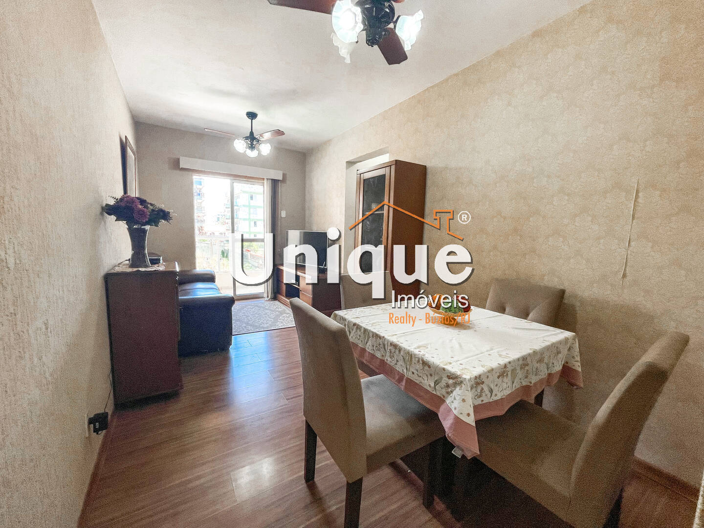 Apartamento à venda com 2 quartos, 61m² - Foto 1