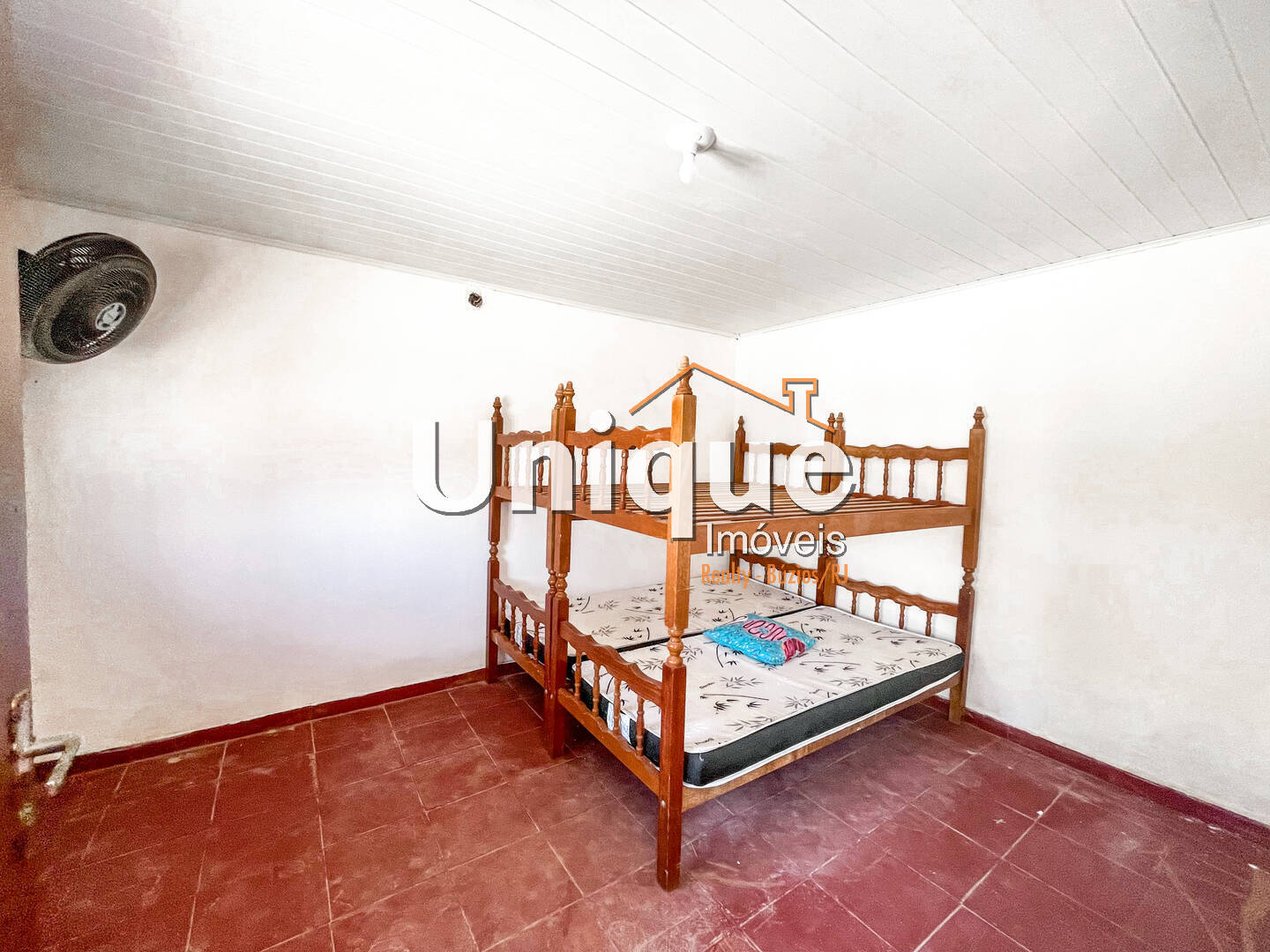 Casa à venda com 5 quartos, 115m² - Foto 18