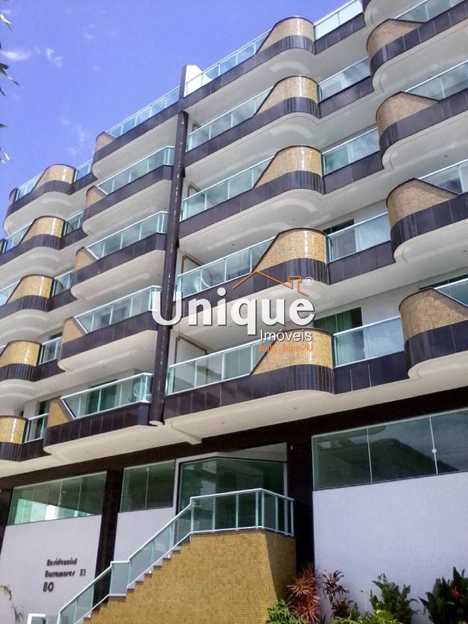 Apartamento à venda com 4 quartos, 240m² - Foto 1