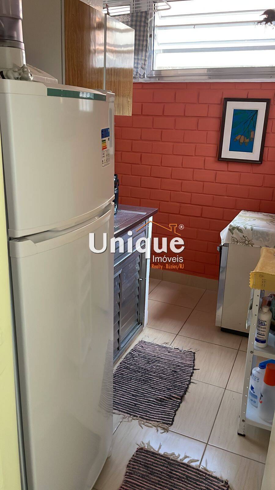 Apartamento à venda com 2 quartos, 70m² - Foto 2