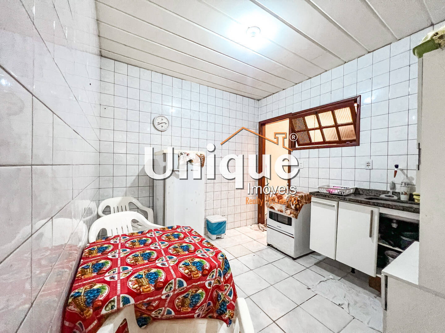 Casa à venda com 2 quartos, 90m² - Foto 5