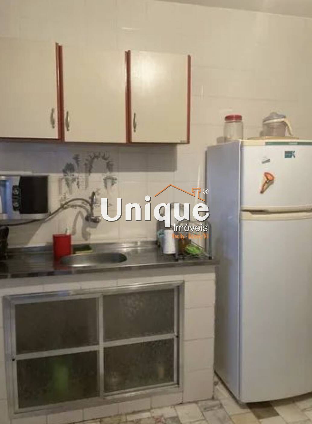 Apartamento à venda com 2 quartos, 70m² - Foto 3