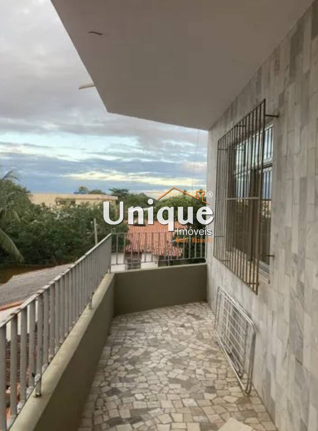 Apartamento à venda com 2 quartos, 70m² - Foto 1