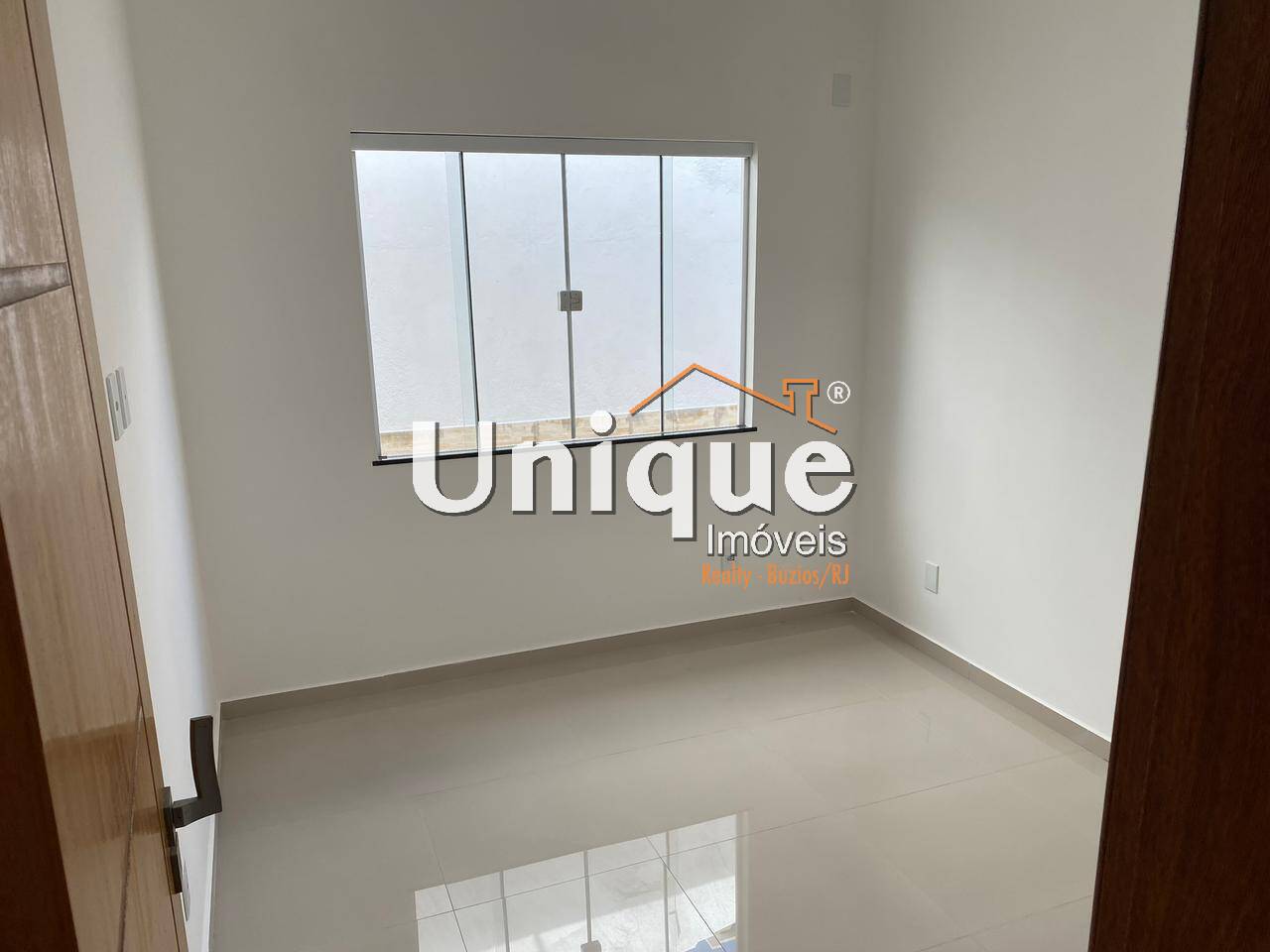 Casa à venda com 3 quartos, 180m² - Foto 2