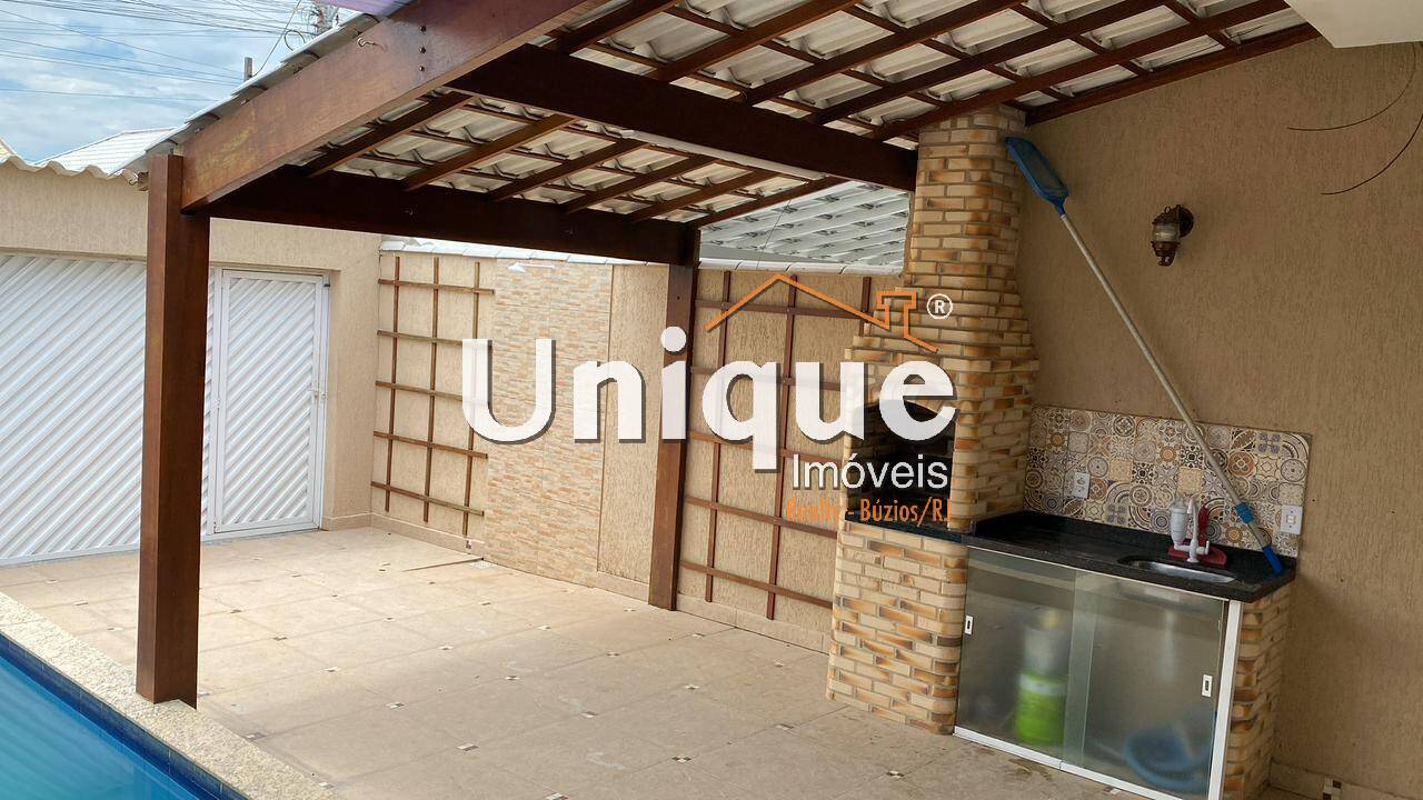 Casa à venda com 3 quartos, 180m² - Foto 1