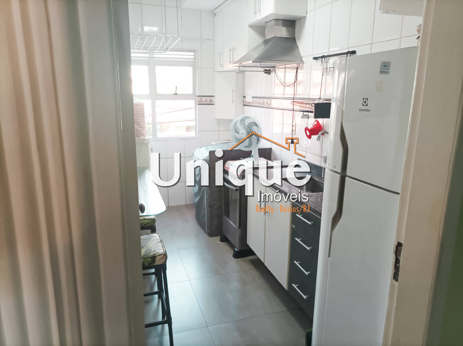 Apartamento à venda com 2 quartos, 75m² - Foto 9