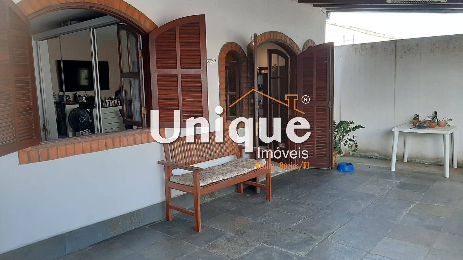 Casa à venda com 2 quartos, 300m² - Foto 3