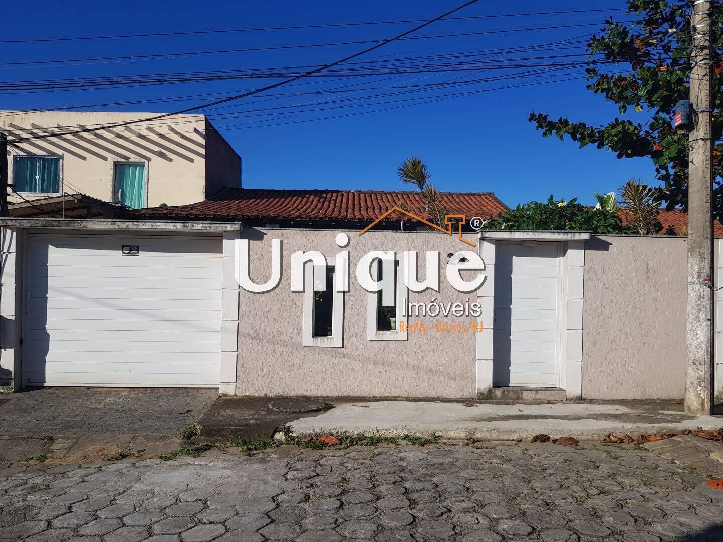 Casa à venda com 2 quartos, 300m² - Foto 1