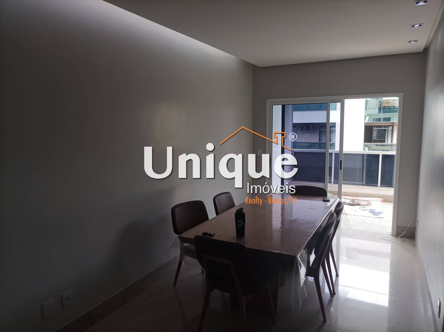 Apartamento à venda com 3 quartos, 203m² - Foto 9