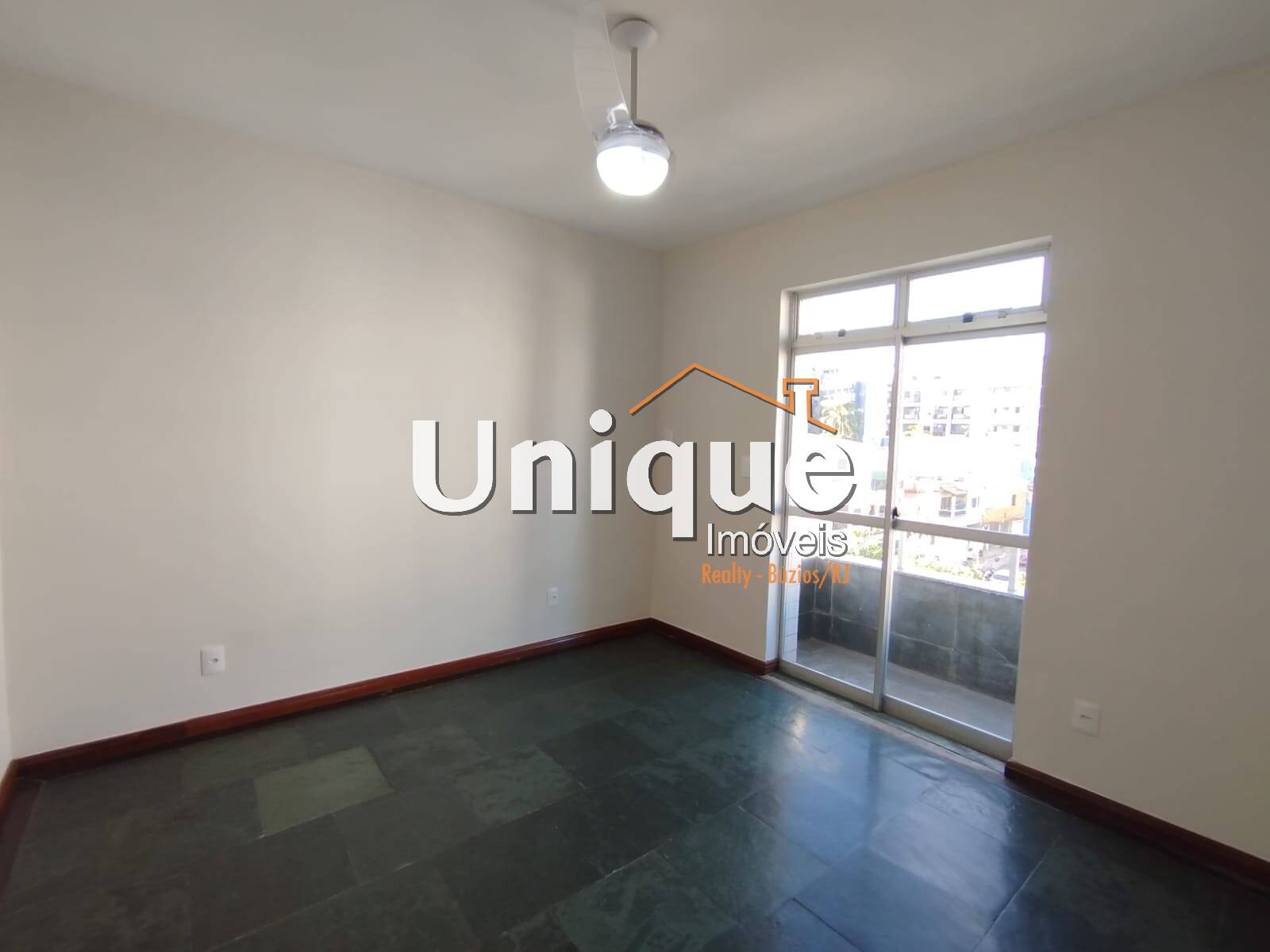 Apartamento à venda com 3 quartos, 130m² - Foto 3