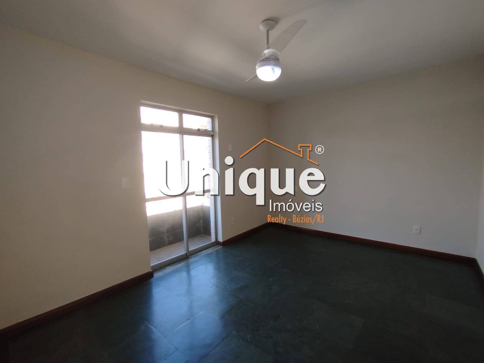 Apartamento à venda com 3 quartos, 130m² - Foto 4