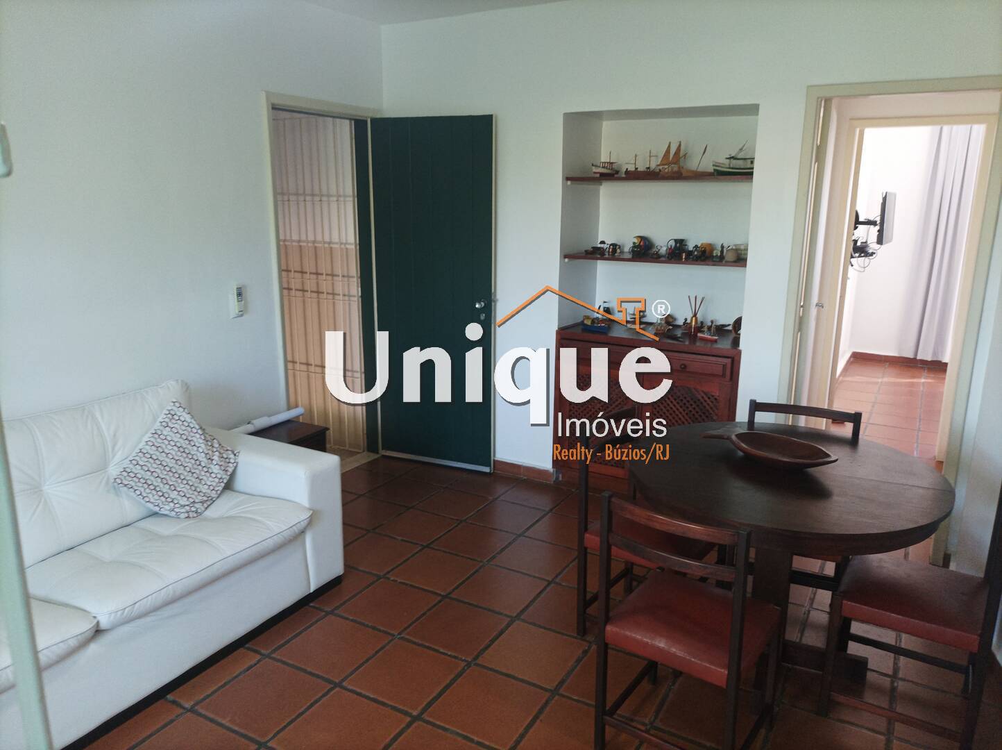 Apartamento à venda com 2 quartos, 67m² - Foto 1