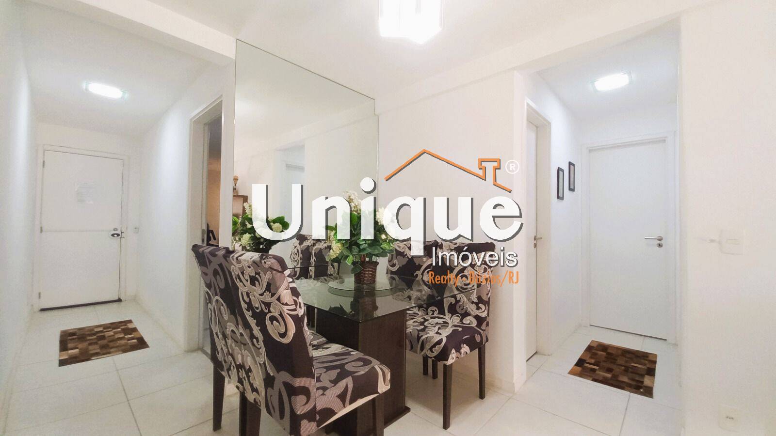 Apartamento à venda com 2 quartos, 99m² - Foto 4