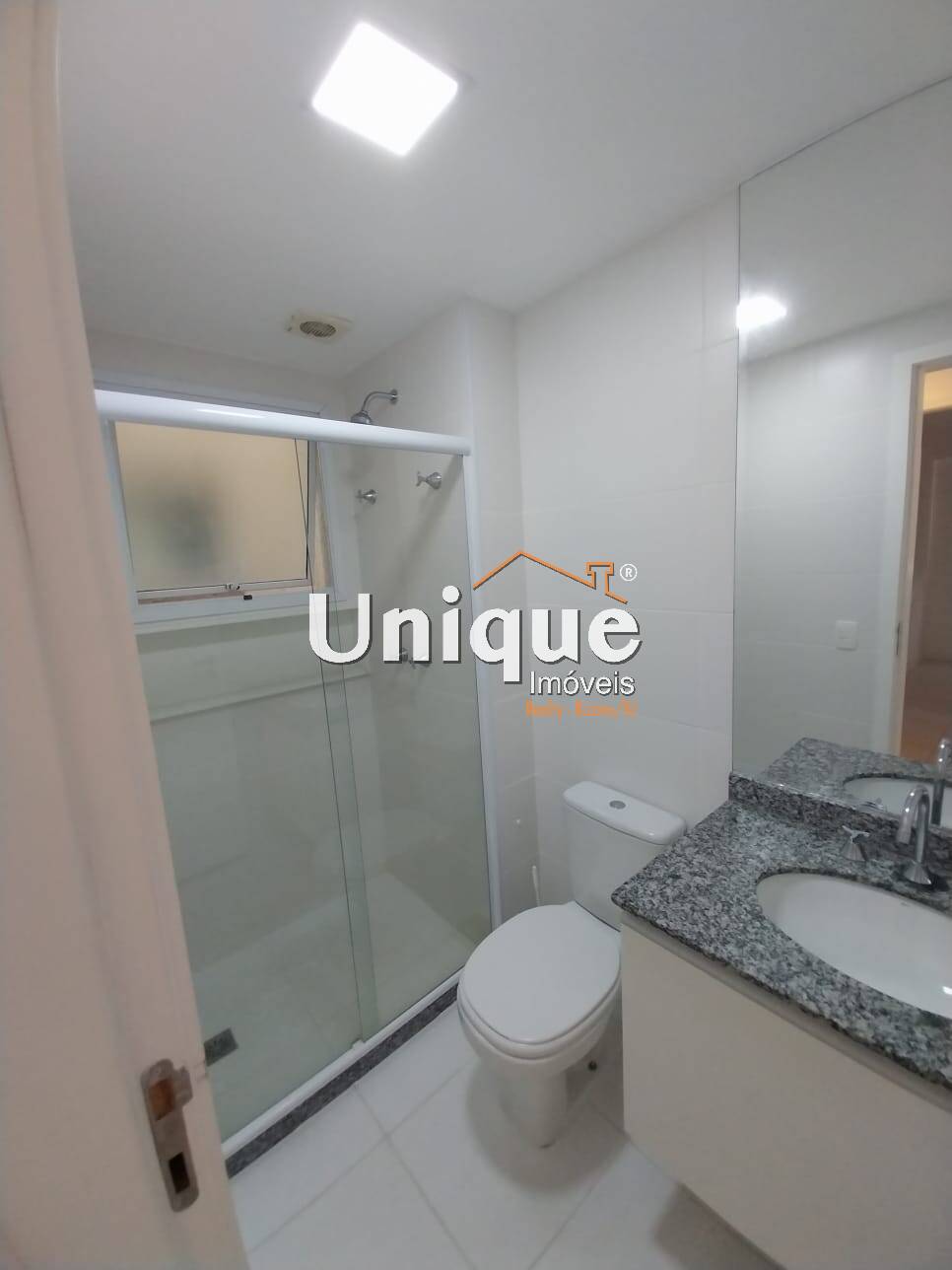 Apartamento à venda com 3 quartos, 244m² - Foto 11