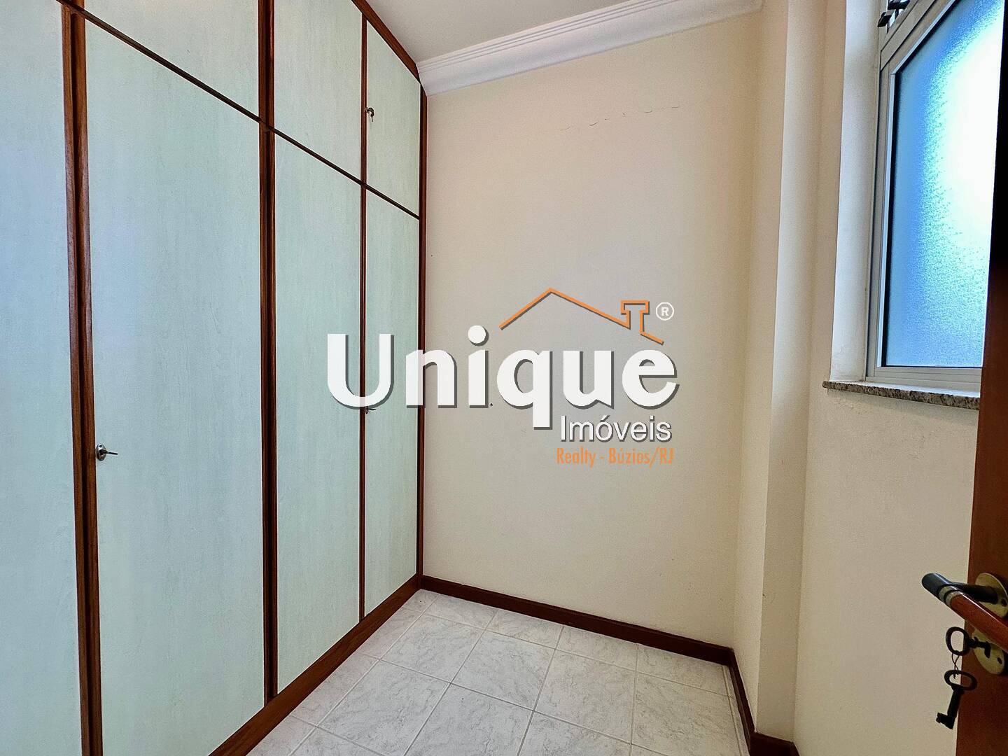 Apartamento à venda com 3 quartos, 220m² - Foto 9