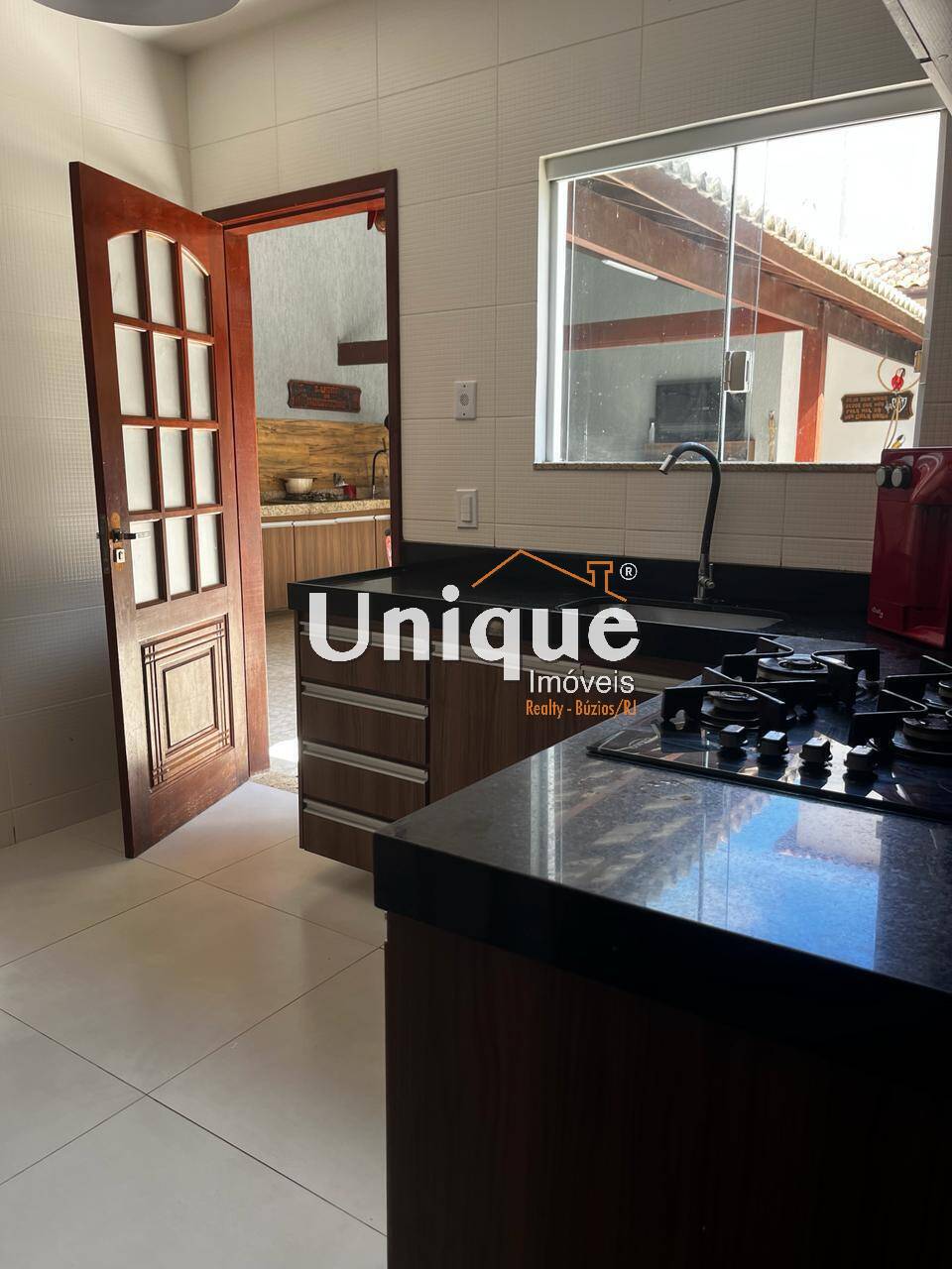 Casa à venda com 4 quartos, 300m² - Foto 16