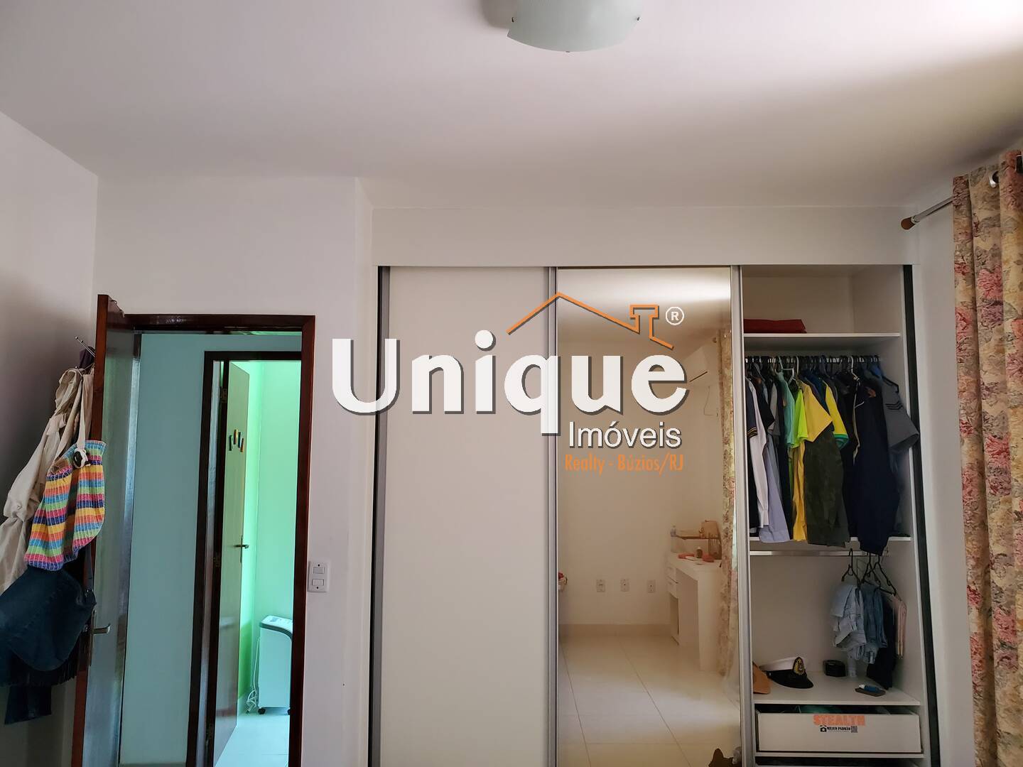 Casa à venda com 3 quartos, 300m² - Foto 25