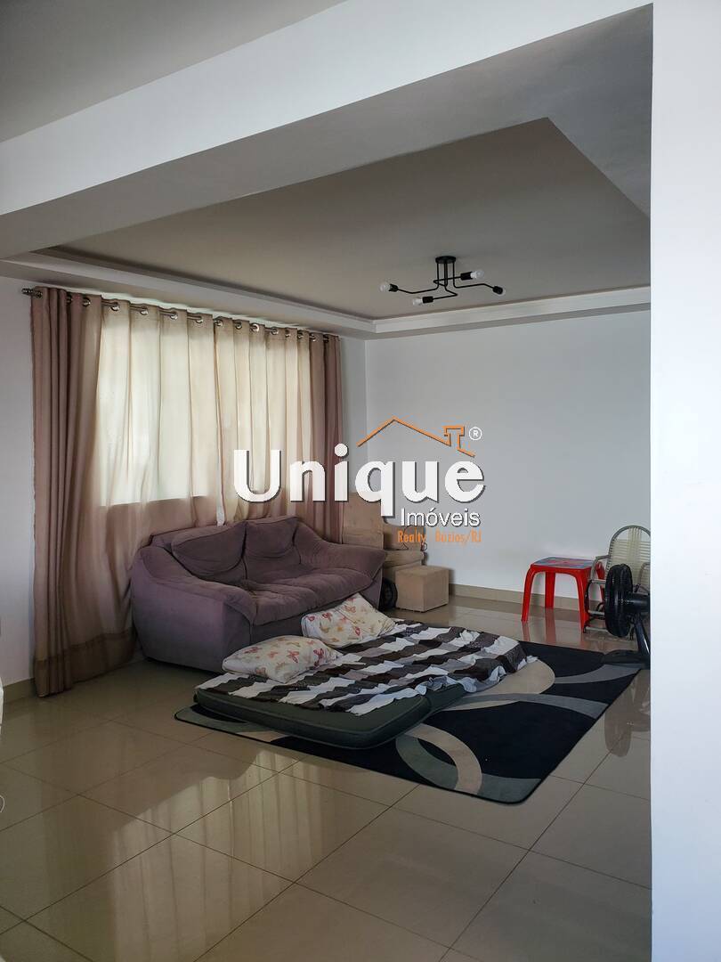 Casa à venda com 3 quartos, 300m² - Foto 13