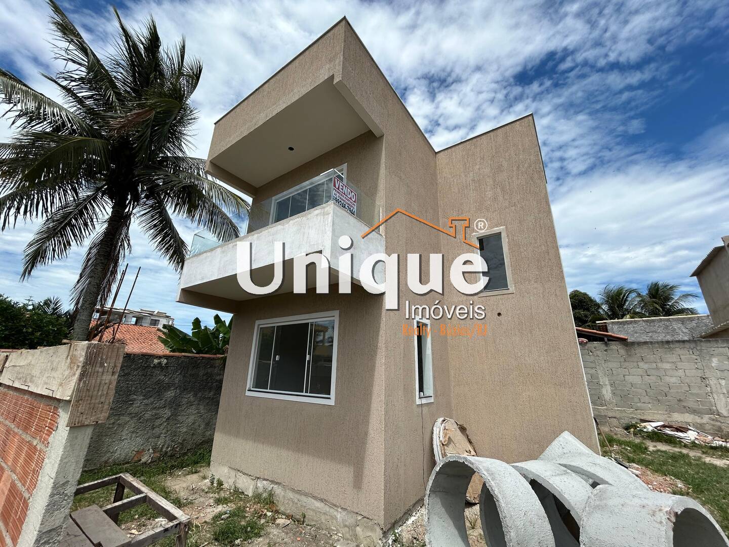 Casa à venda com 2 quartos, 90m² - Foto 2