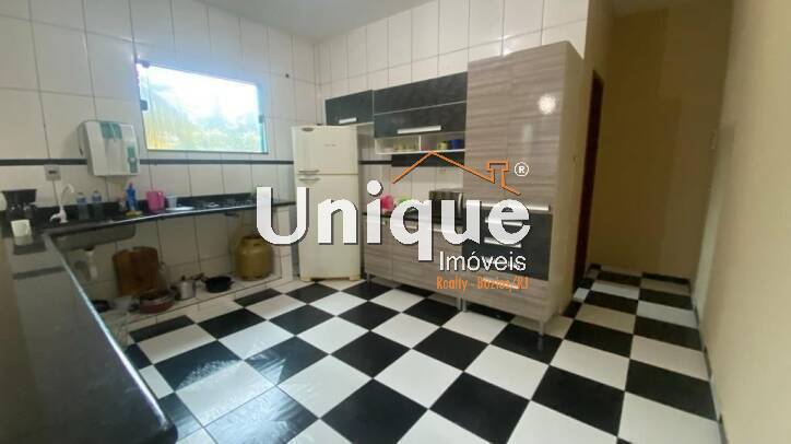 Casa à venda com 4 quartos, 320m² - Foto 18